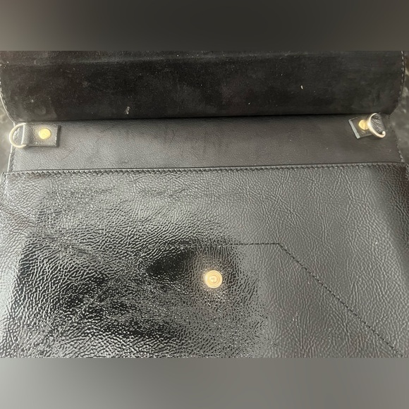 Gucci Soho Black Patent Leather Envelope Clutch - Picture 6 of 6